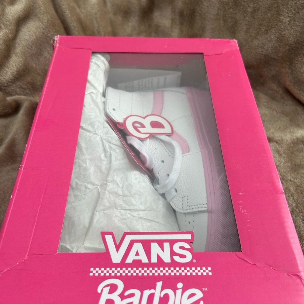 Vans x Barbie High-Top platform Sneakers - Picture 3 of 4